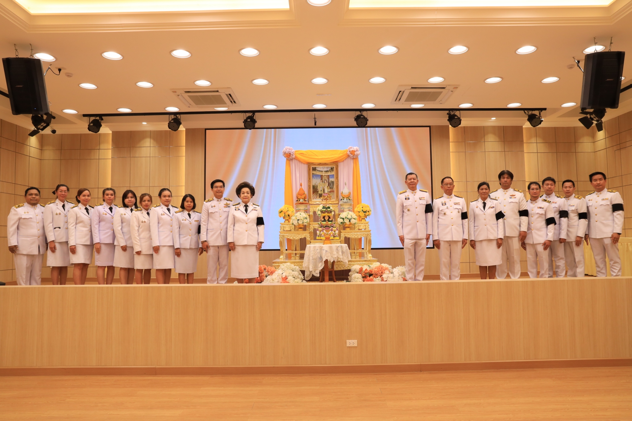 รองผู้ว่าฯ รับมอบพานพุ่มสักการะต้นพระศรีมหาโพธิทศมราชบพิตร เตรียมอัญเชิญประกอบพิธีถวายสักการะเนื่องในวันวิสาขบูชา ประจำปี 2569