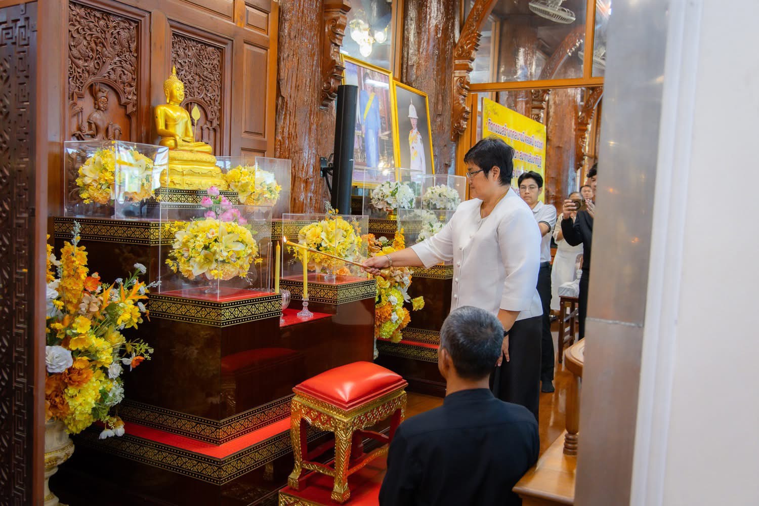 รองผู้ว่าฯ อยุธยา เป็นประธานพิธีสวดพระพุทธมนต์และเจริญจิตตภาวนา ถวายพระราชกุศลและถวายพระกุศล