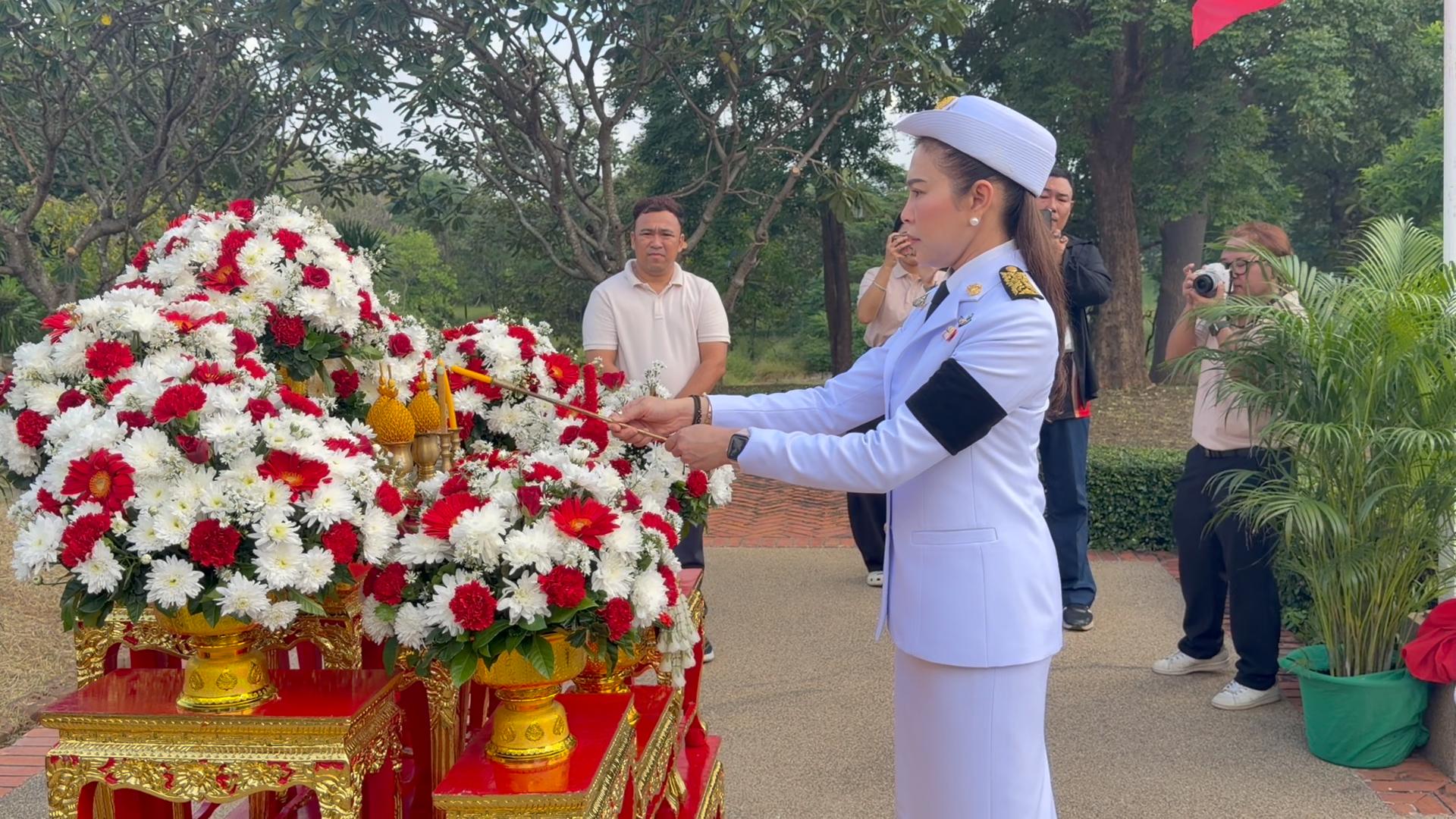 เทศบาลนครพระนครศรีอยุธยา จัดพิธีวางพานดอกไม้สดเพื่อน้อมรำลึก &ldquo;สมเด็จย่า&rdquo; เนื่องในวันคล้ายวันพระราชสมภพ สมเด็จพระศรีนครินทราบรมราชชนนี ประจำปี 2569